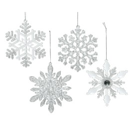 Quatre flocons de neige scintillants en argent, variés en motifs et textures délicates.