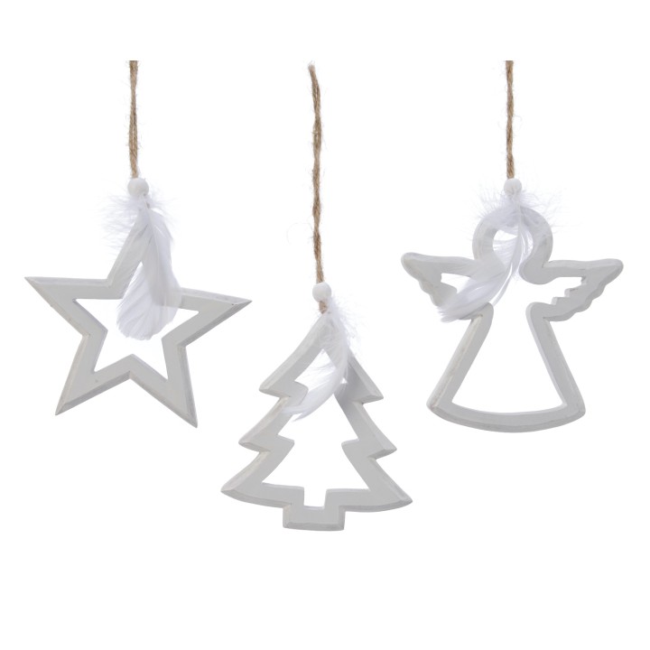 Ornements blancs en forme d'étoile, sapin et ange, suspendus sur une corde naturelle.