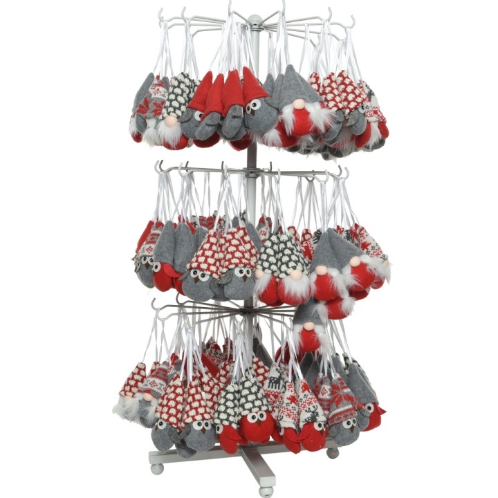 Filet suspendu rempli de petits sacs en feutre gris et rouge, ornés de motifs festifs.