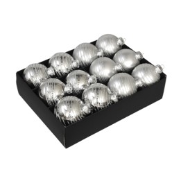Douze boules de Noël argentées brillantes, présentées dans une boîte noire élégante.