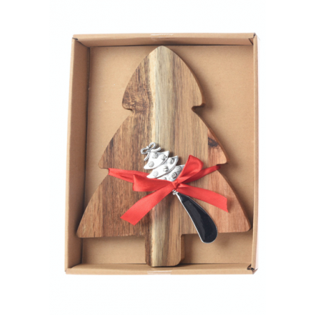 Planche en bois en forme de sapin, décorée d'un ruban rouge et d'une cuillère argentée. Planche en bois en forme de sapin, décorée d'un ruban rouge et d'une cuillère argentée.