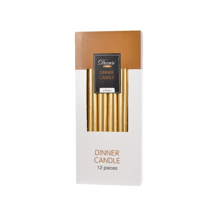 Douze bougies dorées élégamment emballées, prêtes pour des dîners raffinés.