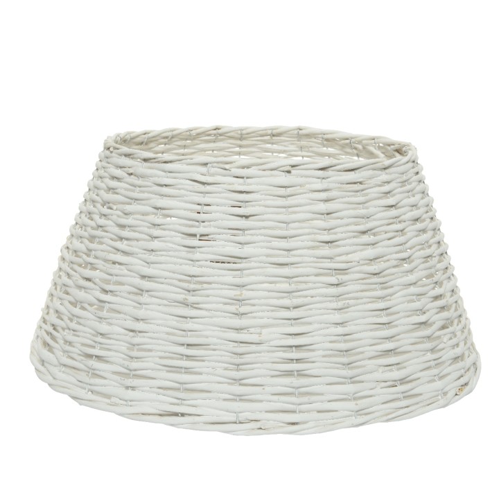 Abat-jour en osier tressé, de couleur blanche, forme conique et texture naturelle.