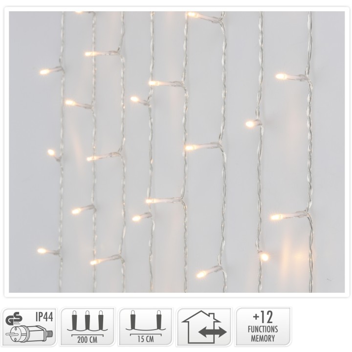 Guirlande lumineuse avec ampoules blanches sur fil argenté, décorative et festive.