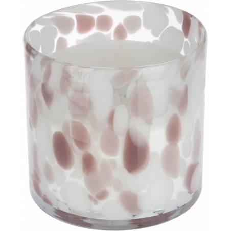 Bougie dans un récipient en verre aux motifs marbrés roses et blancs, élégant et moderne.