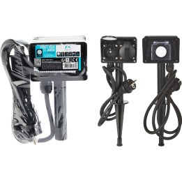 Appareil d'éclairage extérieur noir avec prise et support, conçu pour le jardin.