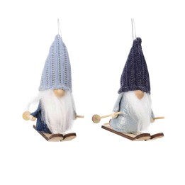 Gnomes aux chapeaux tricotés, barbes blanches, assis sur des luge en bois, teintes douces.