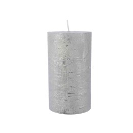 Bougie cylindrique argentée, surface texturée, simple et élégante.