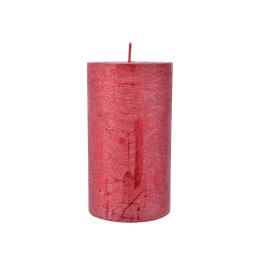 Bougie cylindrique rouge, texture lisse et brillante, avec une mèche centrale.