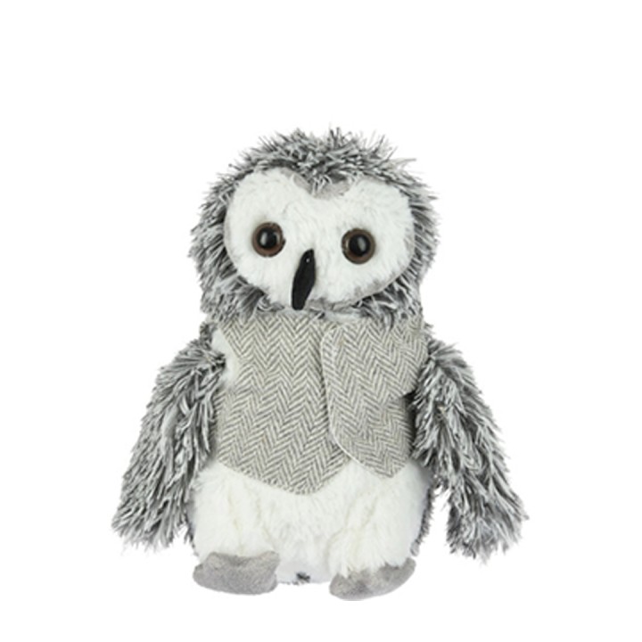 Chouette en peluche, douce, grise et blanche, avec un gilet en tissu à motifs.