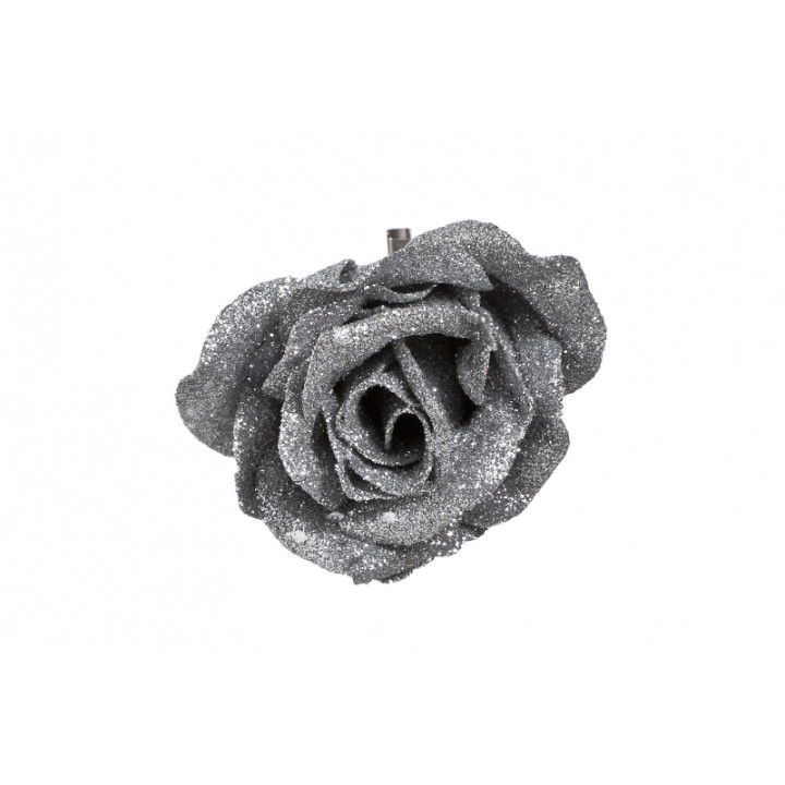 Rose argentée scintillante, pétales délicats, texture brillante et élégante.