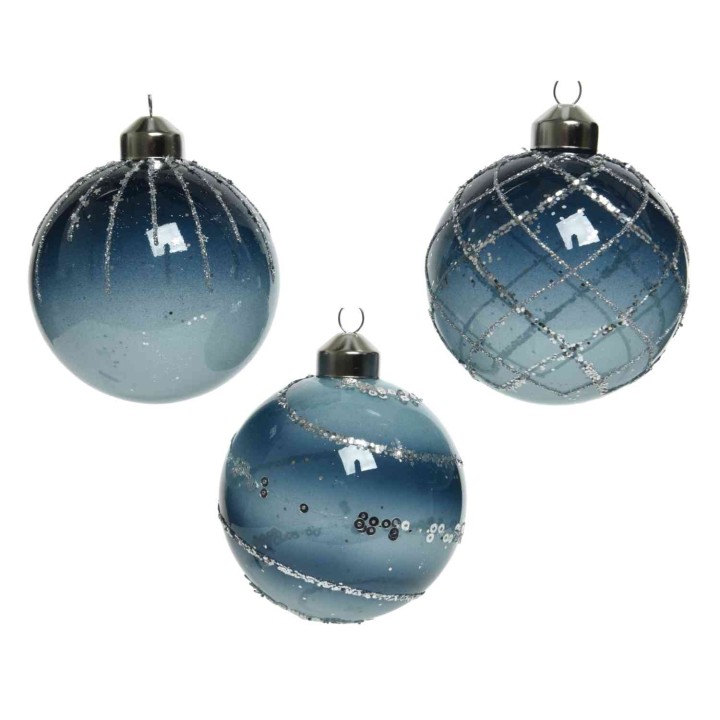 Boules de Noël en dégradé bleu, ornées de paillettes et de motifs argentés.