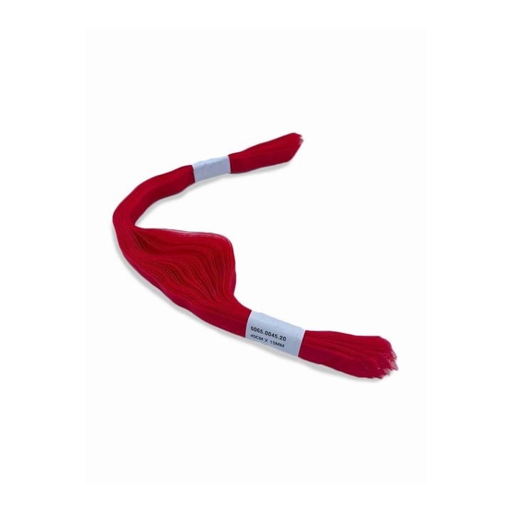 Fils à broder rouge vif, regroupés en un faisceau soyeux et lisse.