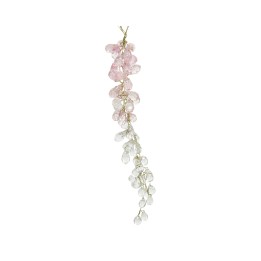 Brins délicats de cristal rose et transparent, évoquant des fleurs suspendues.