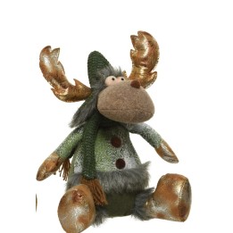 Renne en peluche aux couleurs douces, avec des bois dorés et un bonnet vert.
