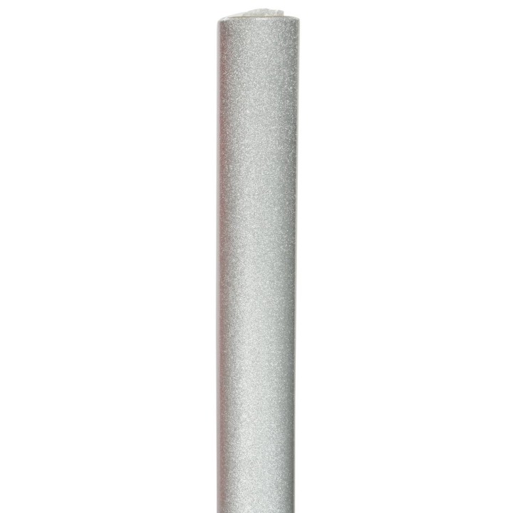 Un rouleau brillant en argent, lisse et scintillant, parfait pour les décorations.