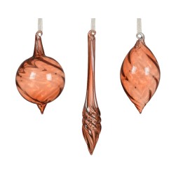 Ornements en verre soufflé, nuances de rose, formes variées et élégantes.