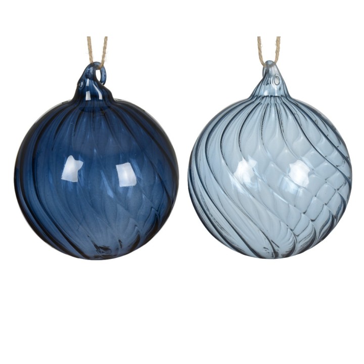 Boules de verre soufflé, bleues et translucides, avec des motifs tourbillonnants.