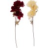 Deux fleurs artificielles : une rouge et une crème, sur des tiges fines avec des feuilles délic... Deux fleurs artificielles : une rouge et une crème, sur des tiges fines avec des feuilles délic...