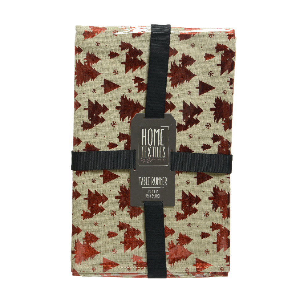 Nappe décorative beige ornée de sapins rouges, emballée avec un ruban noir.