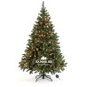 Sapin de Noël vert décoré de lumières blanches, sur socle noir, style moderne. Sapin de Noël vert décoré de lumières blanches, sur socle noir, style moderne.