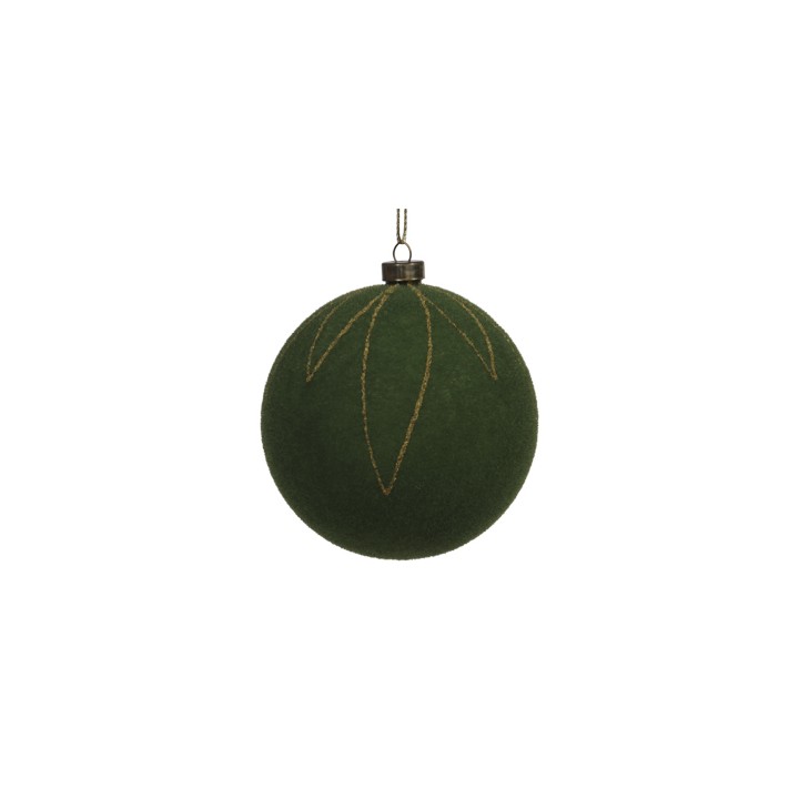 Boules de Noël vertes en velours ornées de délicates lignes dorées.