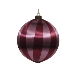 Boule de Noël rouge et violet aux rayures brillantes, suspendue par un accroche.
