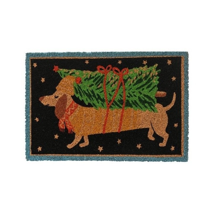 Un tapis représentant un chien saucisse portant un sapin de Noël, coloré et festif.